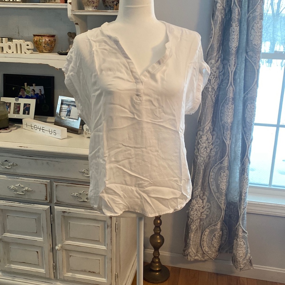Gap M White Shirt